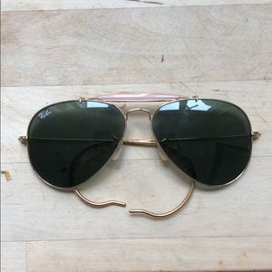 Raybans Outdoorsman Aviator Sunglasses